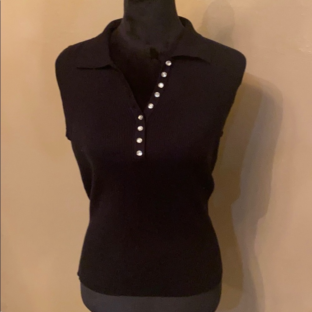 Ann Trinity sweater sleeveless top